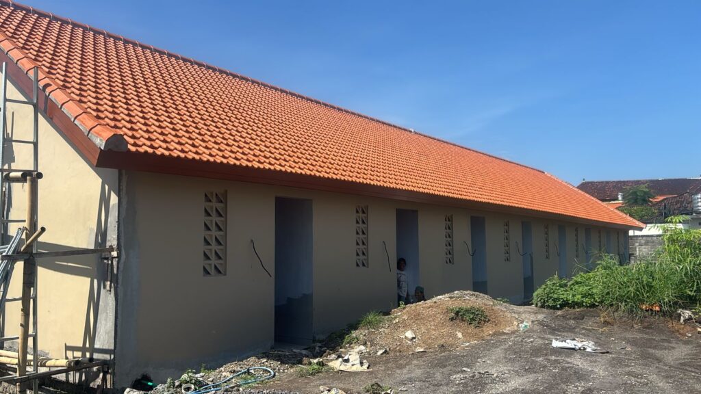 Black Doff Aluminium Kost Resident Celuk