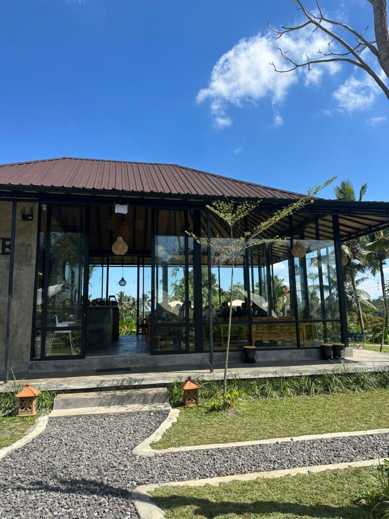 Black Aluminium Outdoor Restaurant Tegalalang